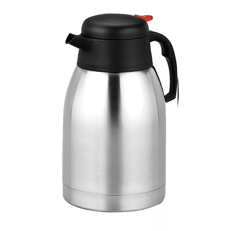Oala de cafea izolata