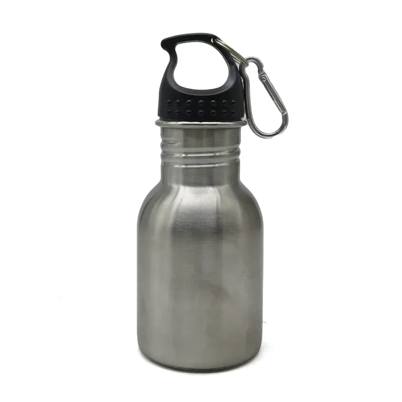 Sticlă de apă pentru școală